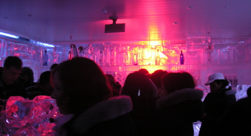 [ice bar]